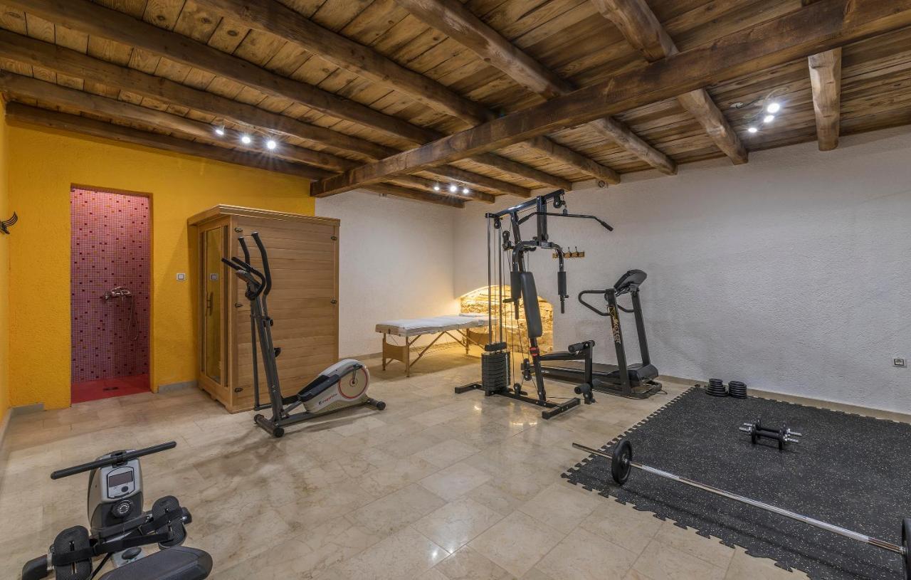 Family Villa Lipica With Private Pool And Jacuzzi Pazin Exterior foto